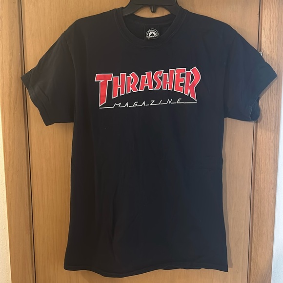 Thrasher Magazine Short Sleeve Tee T-Shirt Black Red Size Medium - Picture 1 of 8